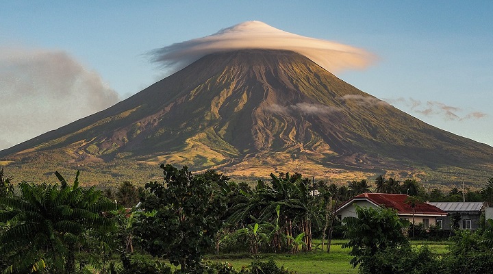 Mayon 2 Mayon Volcano