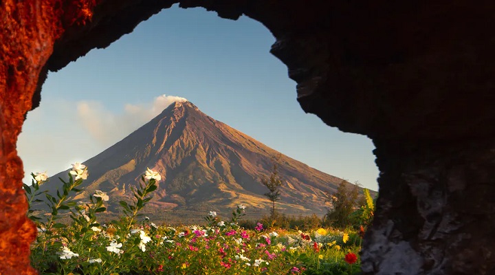 Mayon 8 Mayon Volcano